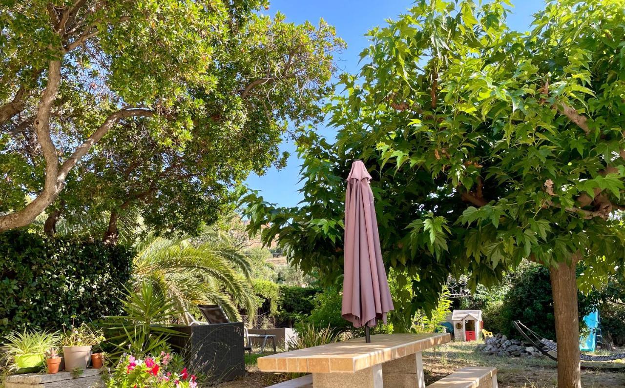 Large Private Garden, Quiet 2-Bedroom Apartment, Air Conditioning, Wifi, Parking Cassis Eksteriør billede